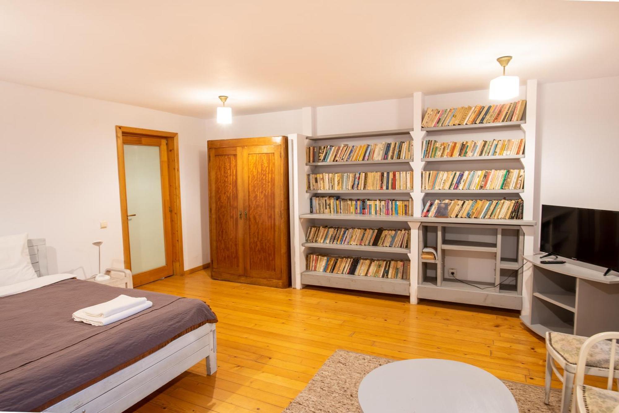 Pensiunea Casa Bunicilor Mînăstirea Humorului Camera foto